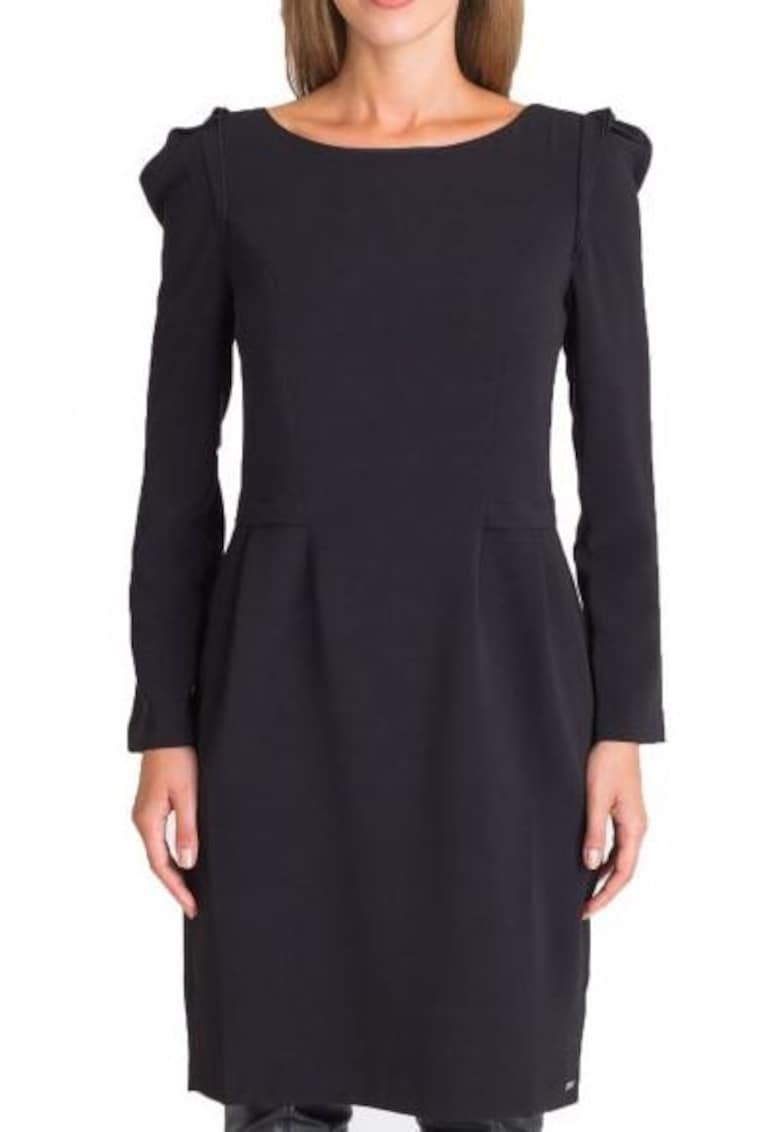Rochie dreapta cu maneca lunga -