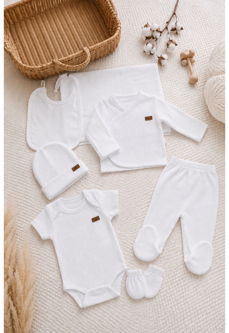 Set bebe nou nascut 7 piese alb din bumbac premium cu body si paturica