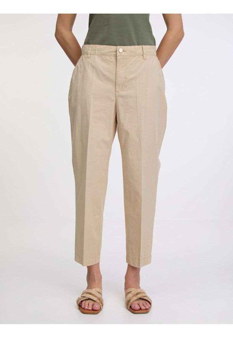 Pantaloni crop cu pense