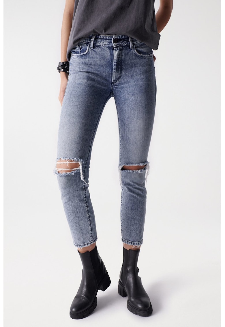Blugi crop slim fit cu talie medie