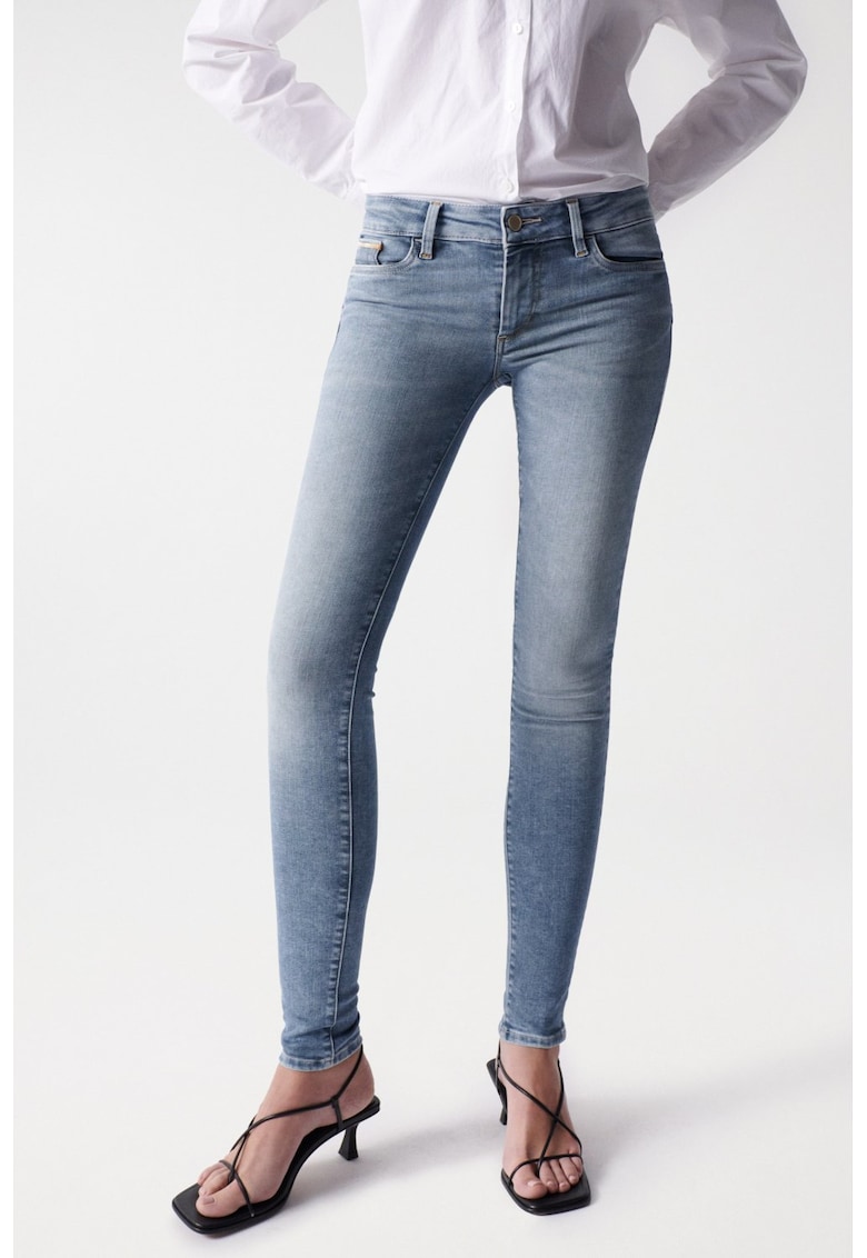 - Blugi Skinny cu talie joasa