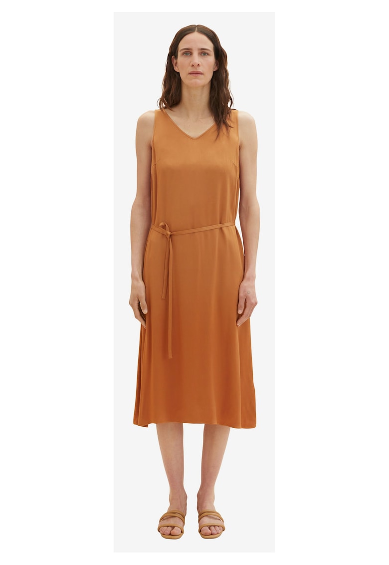 Rochie midi dreapta