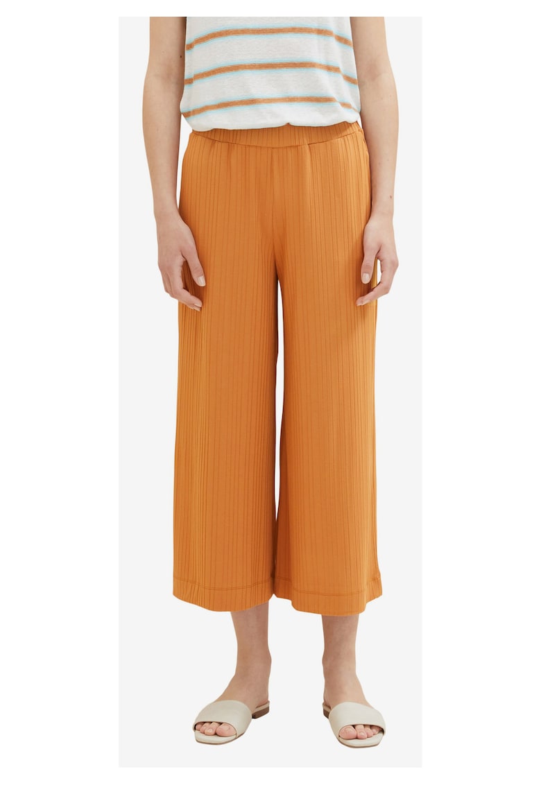 Pantaloni crop cu talie inalta