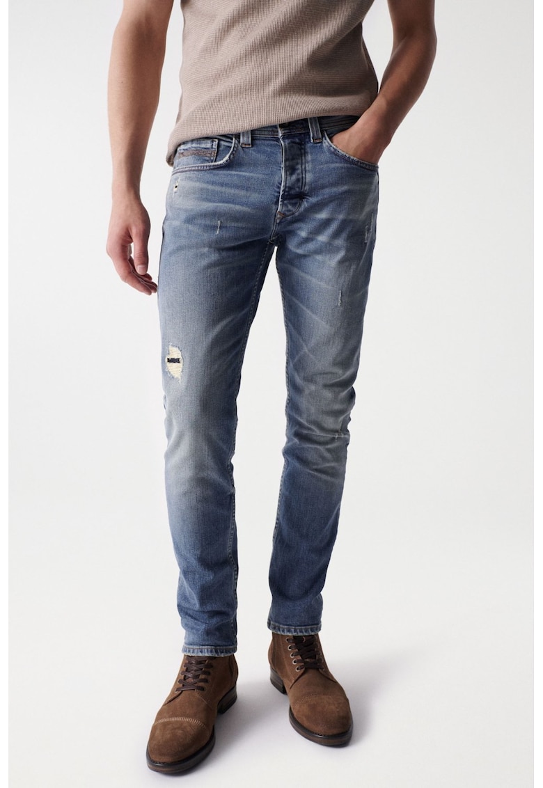 Blugi uni slim fit