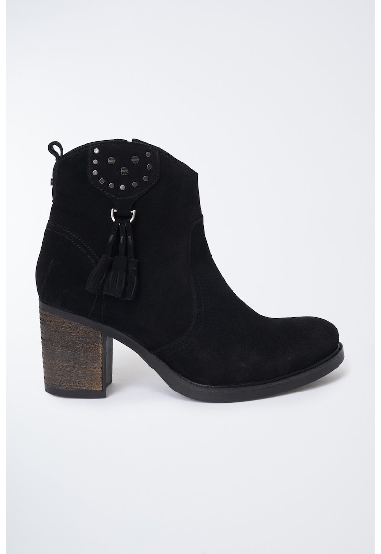 Botine din piele intoarsa cu ciucuri decorativi -