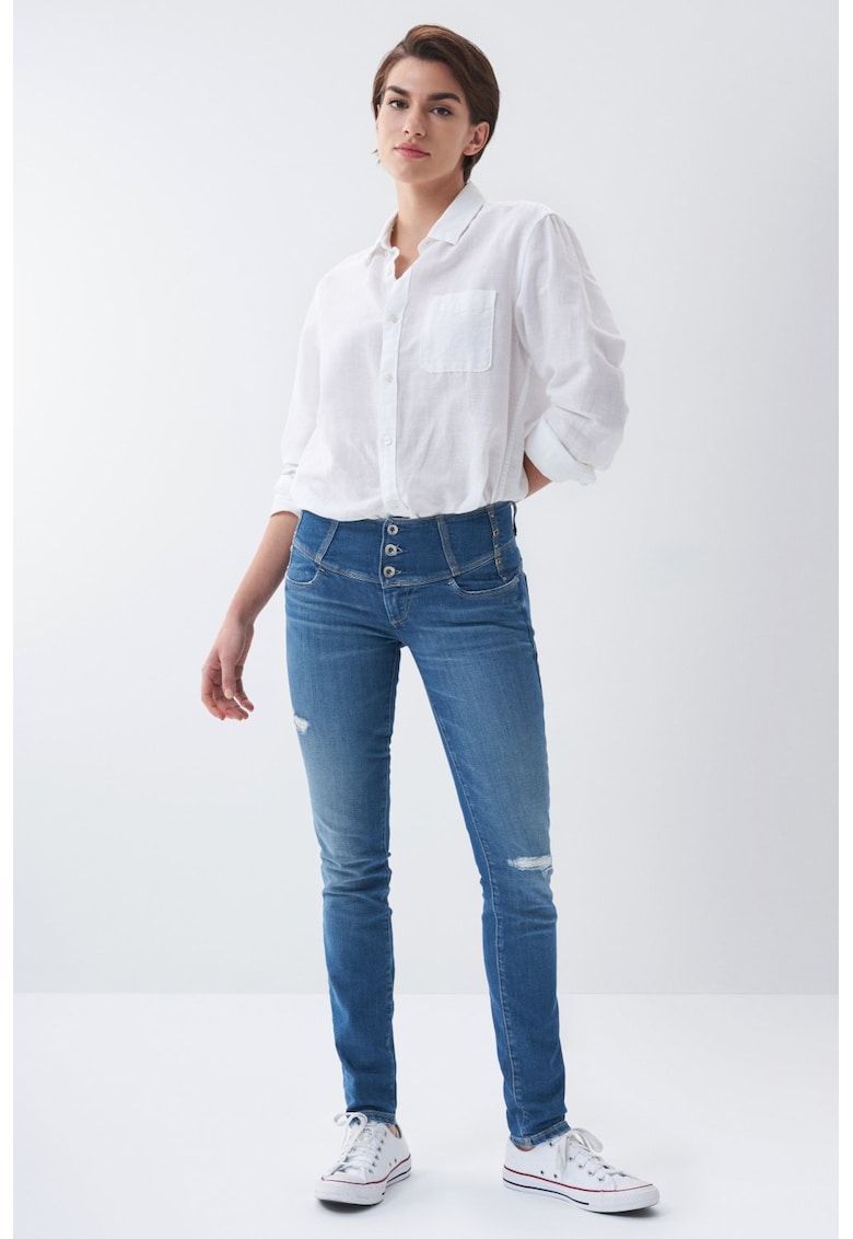 Blugi slim fit cu detalii deteriorate -