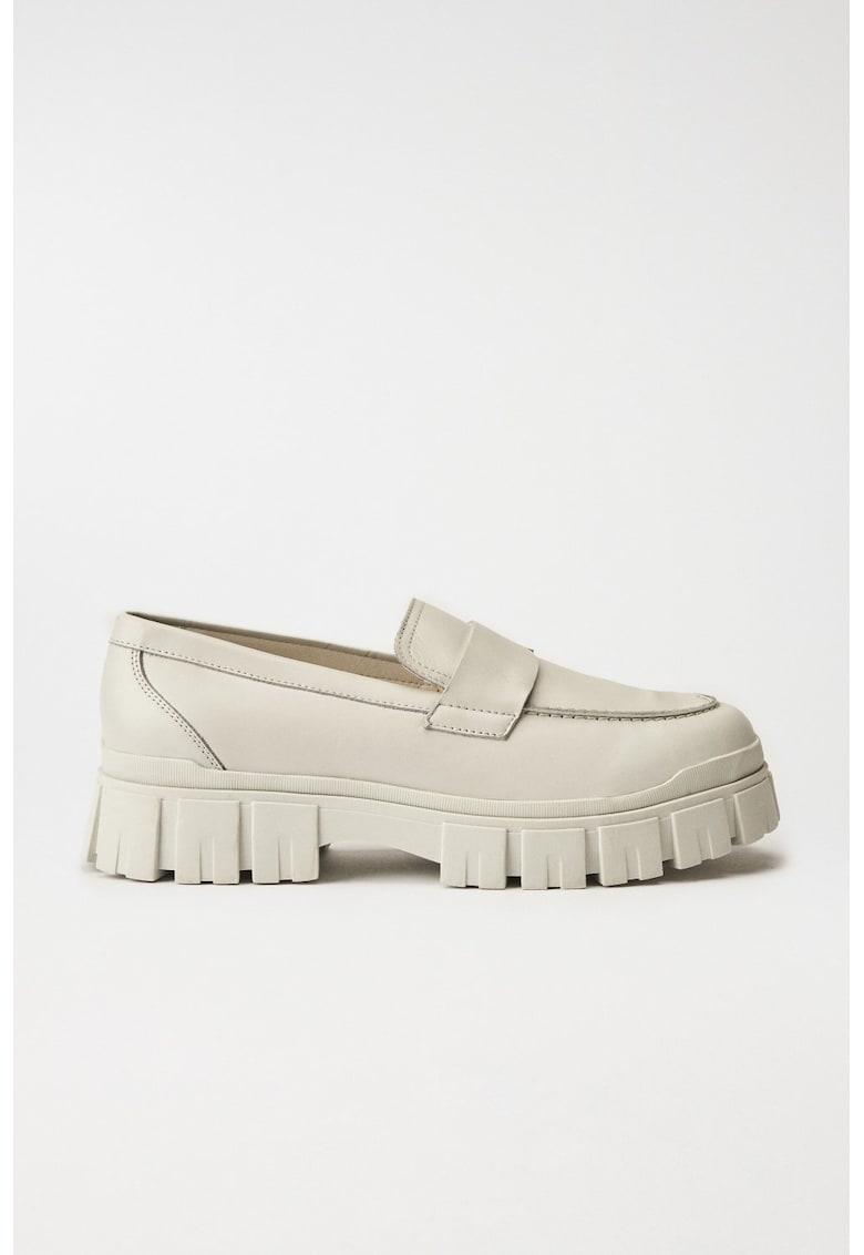 Mocasini uni din piele
