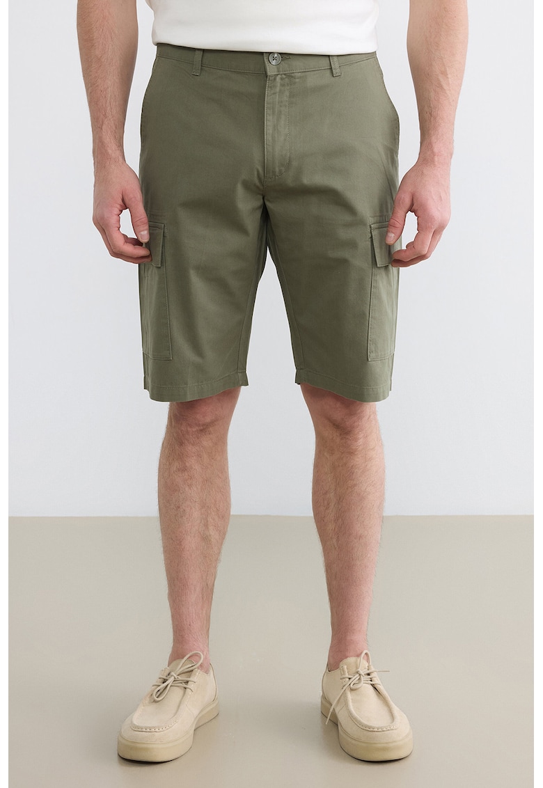 Pantaloni scurti cargo cu croiala lejera - Kaki inchis