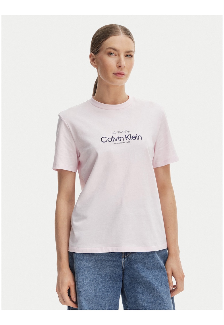Tricou cu decolteu la baza gatului si imprimeu logo - Roz pal