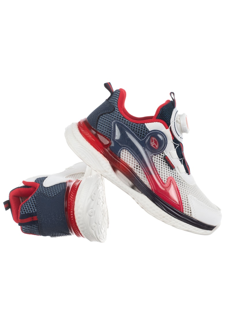 Pantofi sport cu detalii din plasa