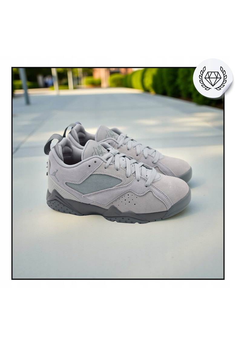 Pantofi Sport Barbati - Jordan - Mvp 92 - Piele Sintetica Si Si Plasa - Talpa Sintfwqdwqetica - Design Inspirat De Iconicul Air Jordan 7 - Silueta Joasa Cu Un Caracter Modern - Gri - Alb/Negru