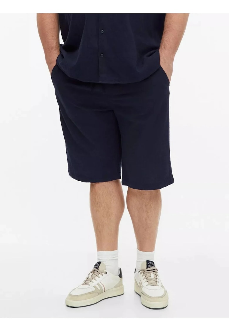 Big Sizes Pantaloni scurti barbati big sizes - Detroit - cu talie medie si croiala Regular Fit - Bleumarin inchis -