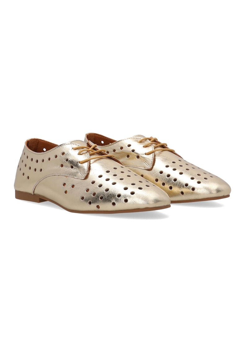 Pantofi din piele cu model ajurat si aspect metalizat