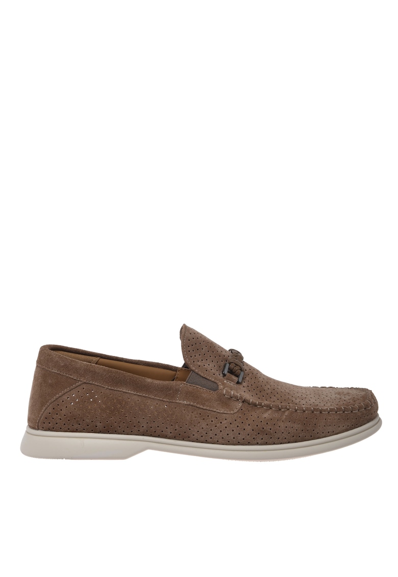 Pantofi loafer din piele intoarsa cu design perforat - Maro taupe