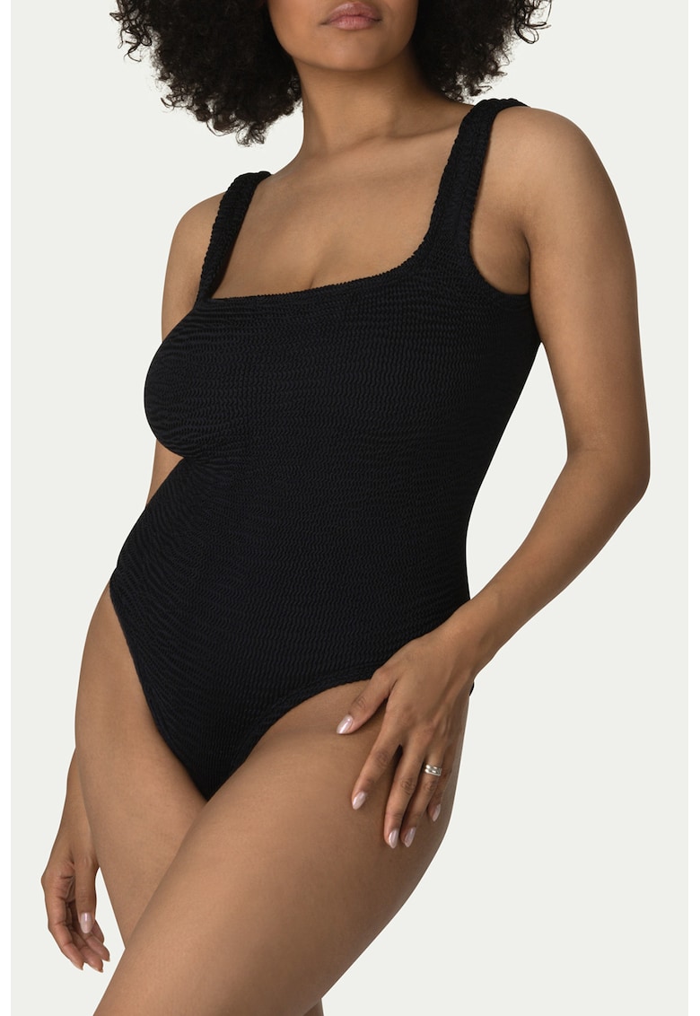 Costum de baie intreg cu decupaj pe partea din spate - Negru