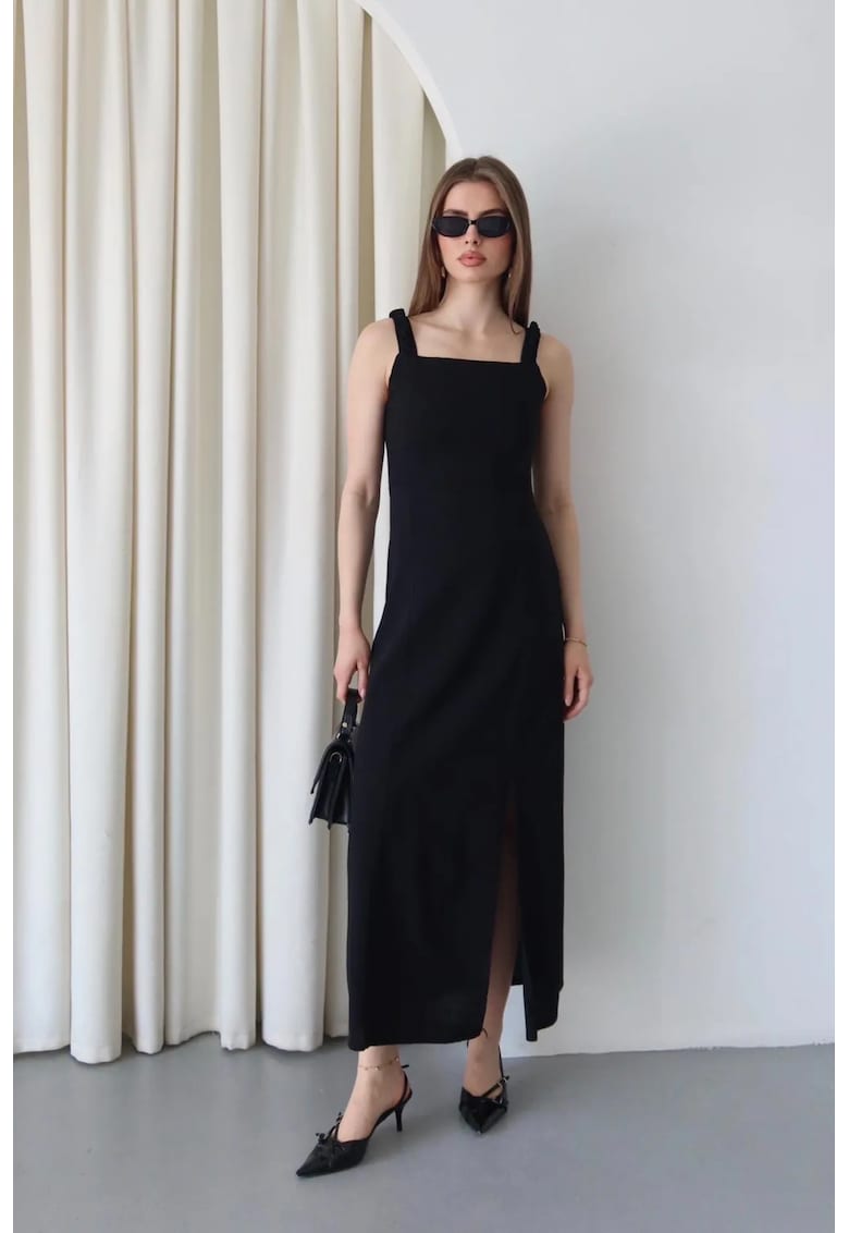 Rochie Maxi guler patrat - detaliu cu snur - neagra