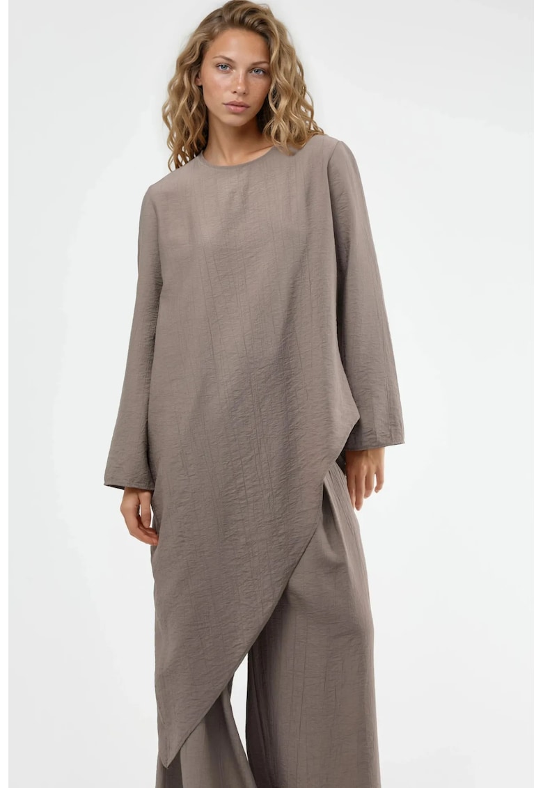 Bluza dama tunica texturata cu nasturi - maneca lunga - maro nuc - poliester