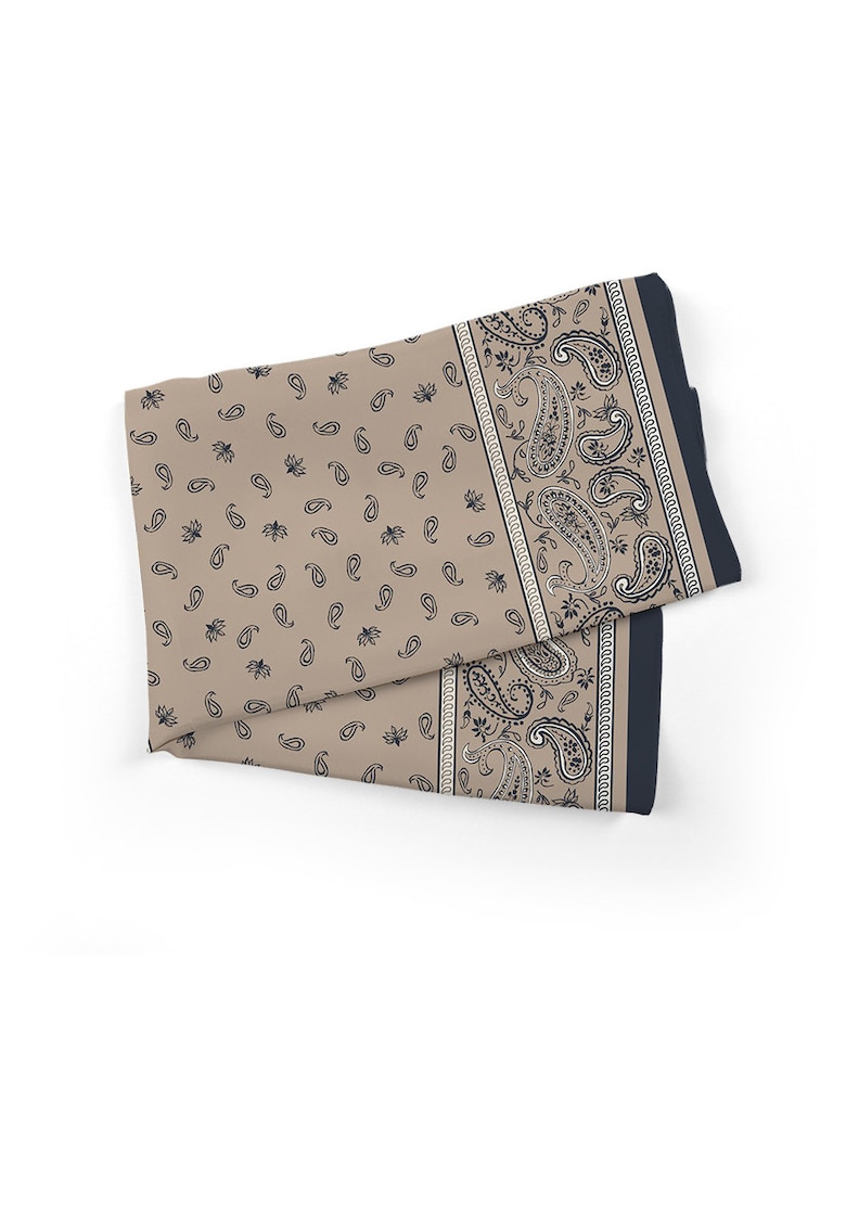 Esarfa cu model paisley