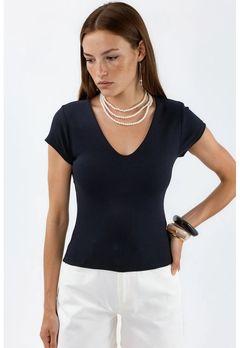 Tricou decolteu in V - negru - amestec modal si bumbac - maneci scurte - regular fit
