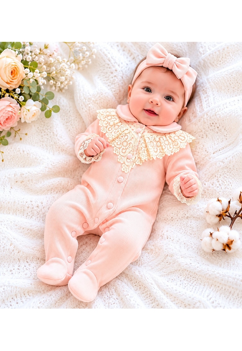 Salopeta eleganta bebe fetita roz pudrat cu dantela si bentita