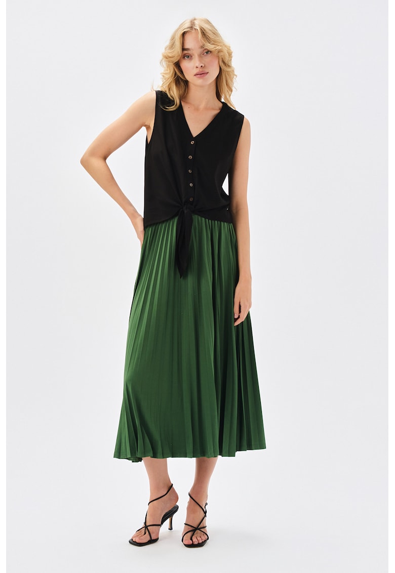 Bluza cu decolteu in V si nasturi - Negru