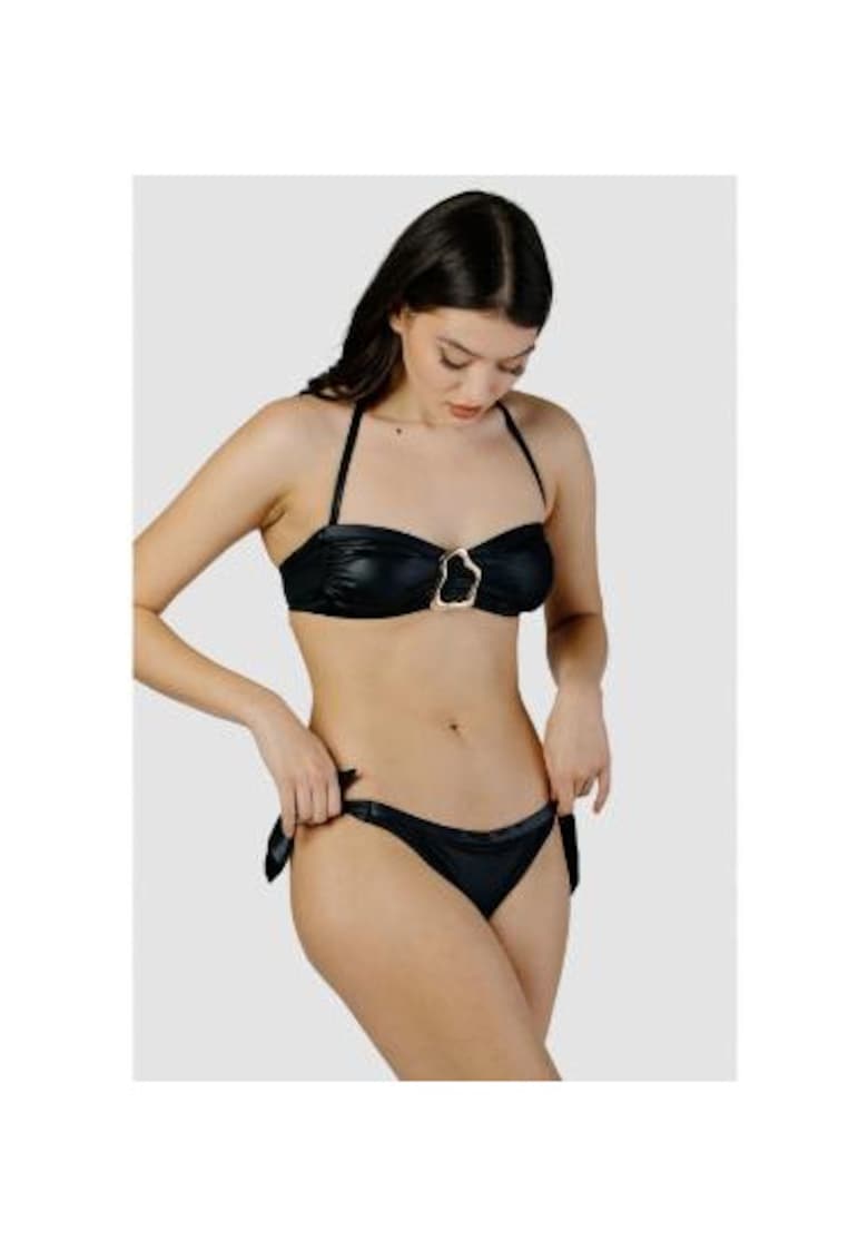 costum in doua piese cu sutien bandou si slip legat pe lateral