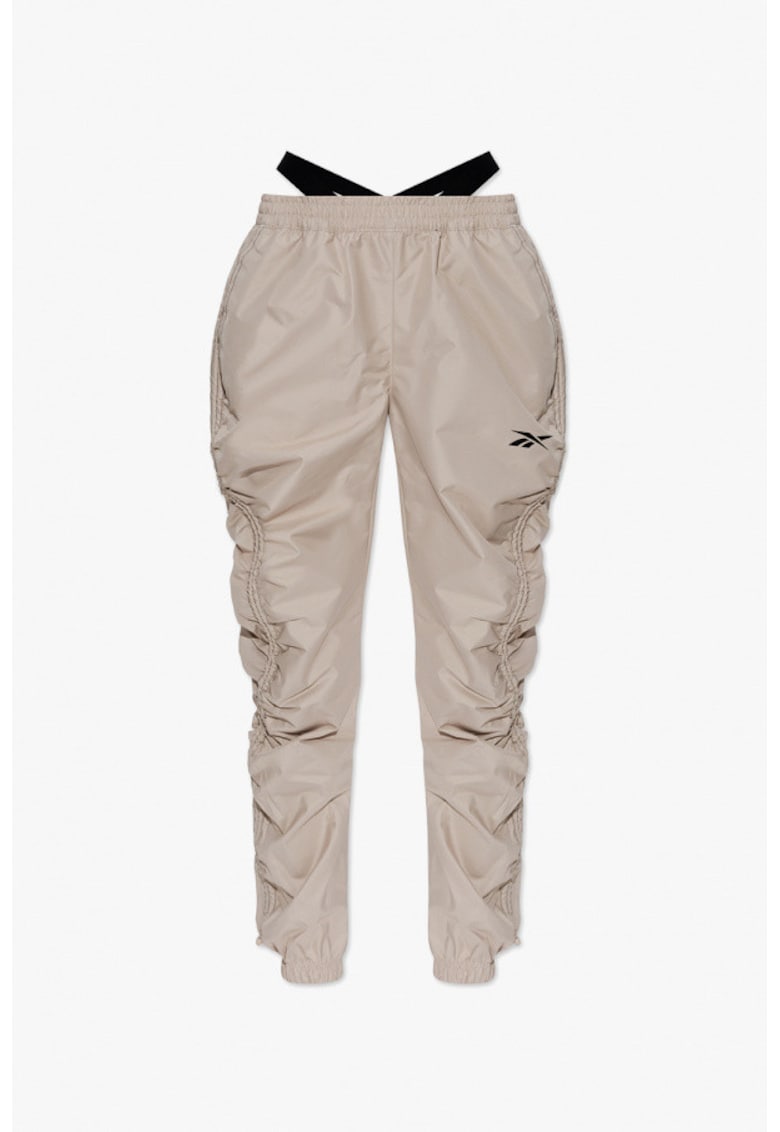 Pantaloni drapati