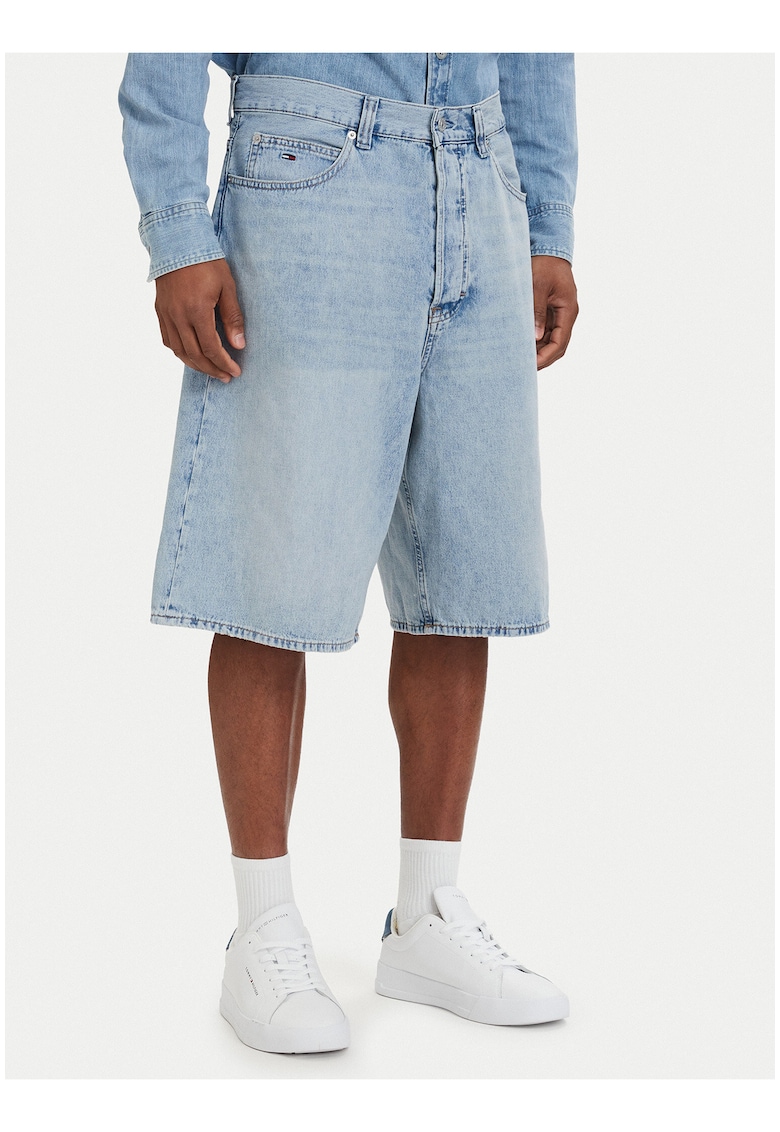 Bermude din denim cu croiala lejera -