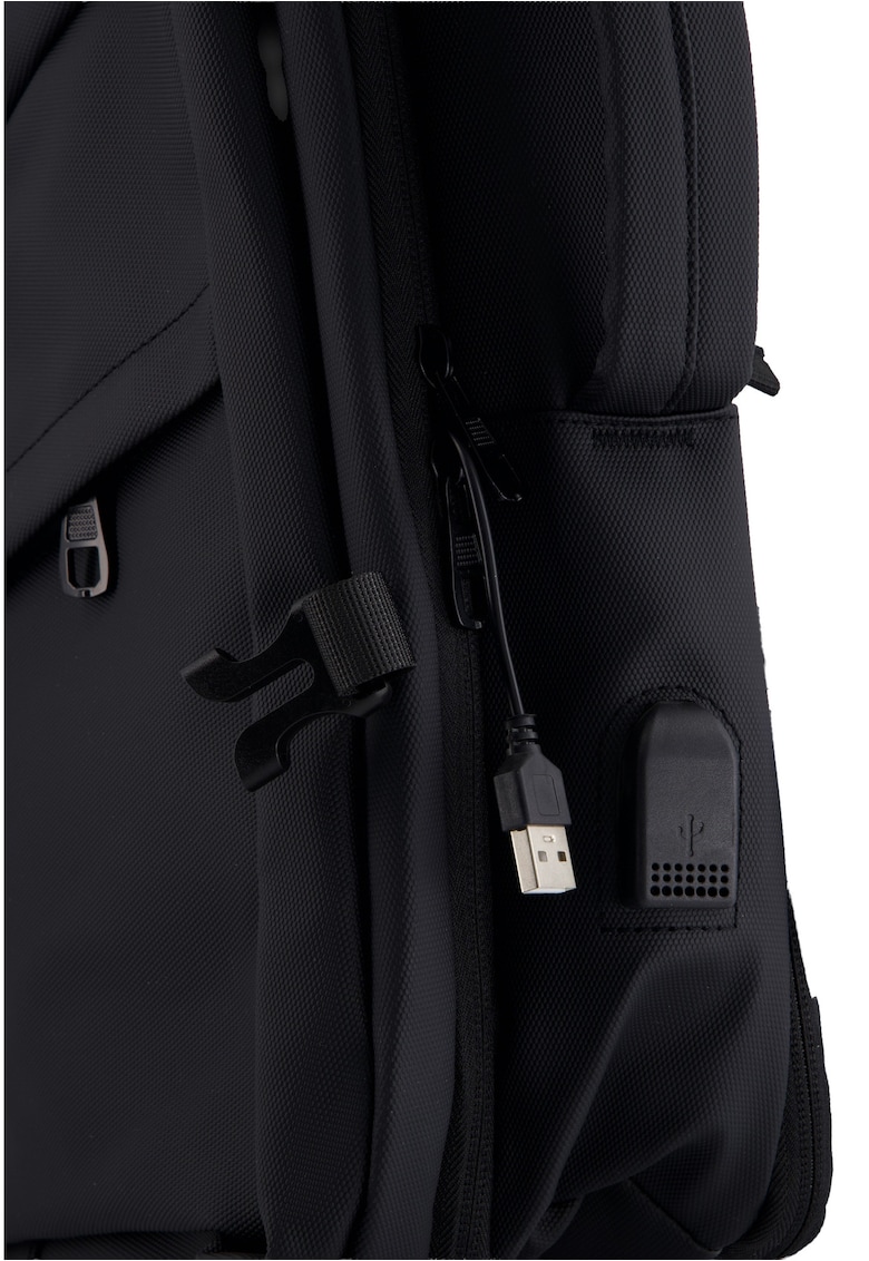 Rucsac din material textil cu multiple compartimente