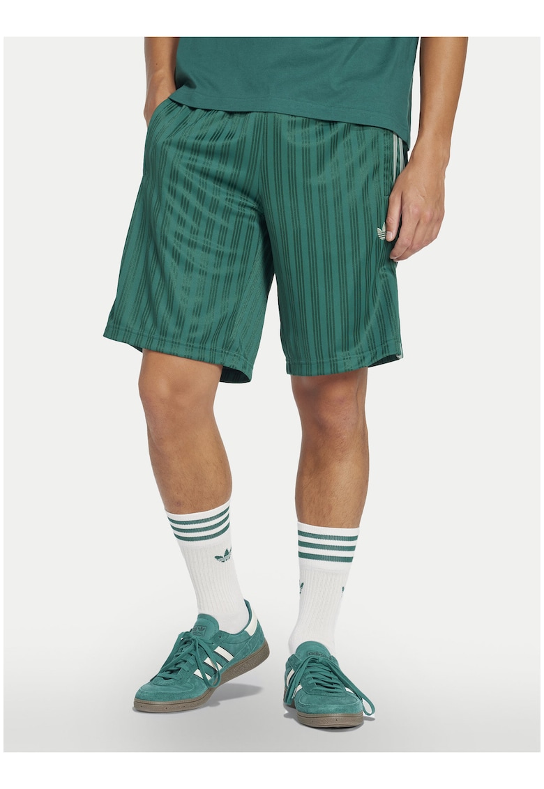 Pantaloni scurti sport barbati - verde - material reciclat -