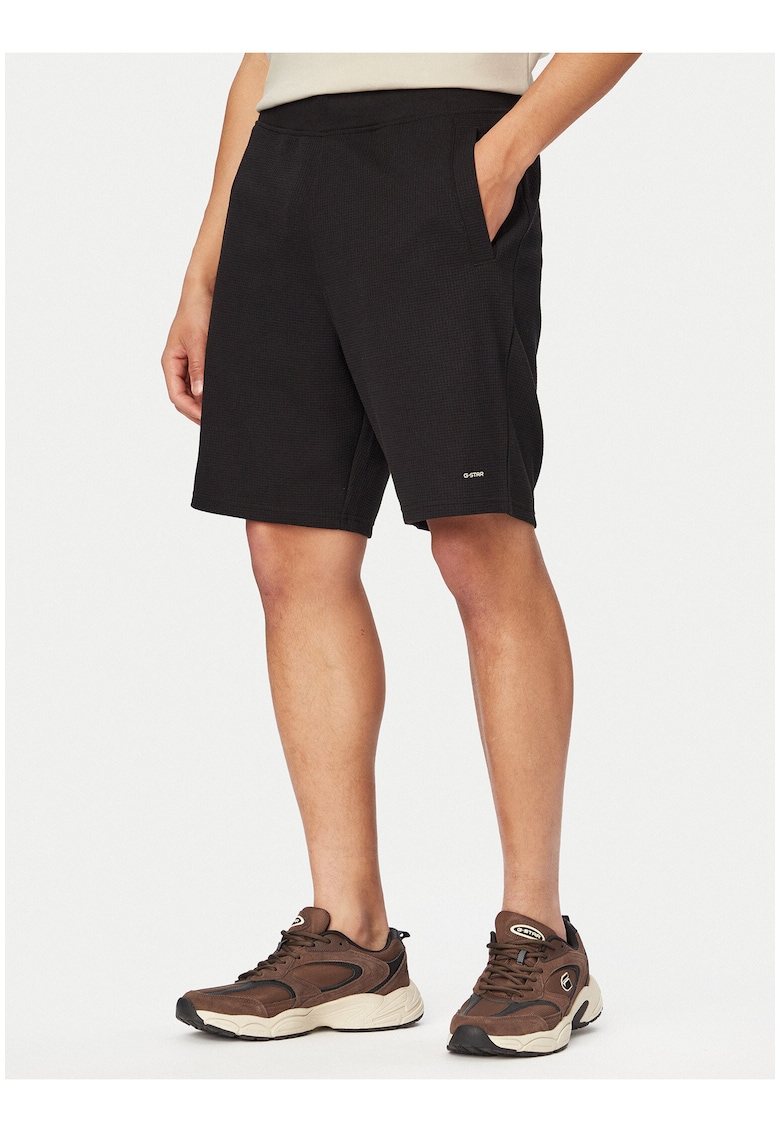 Pantaloni scurti sport barbati - G-Star Raw - negru - croiala mulata - material reciclat si bumbac organic