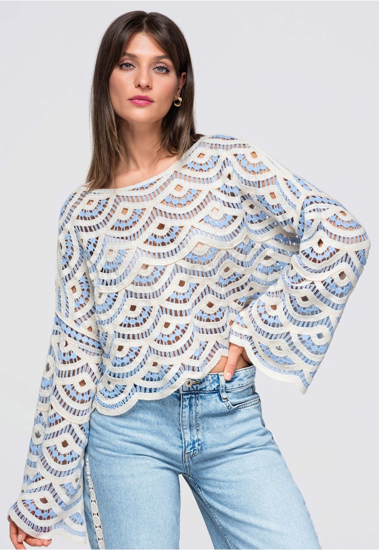 Bluza dama scurta cu decolteu larg si maneci lungi - model asezat OW-TS-E0049 - Albastru