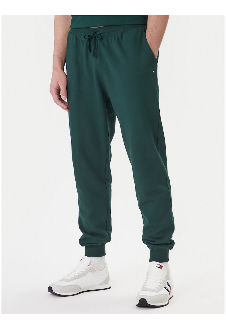Pantaloni de trening cu terminatii elastice -