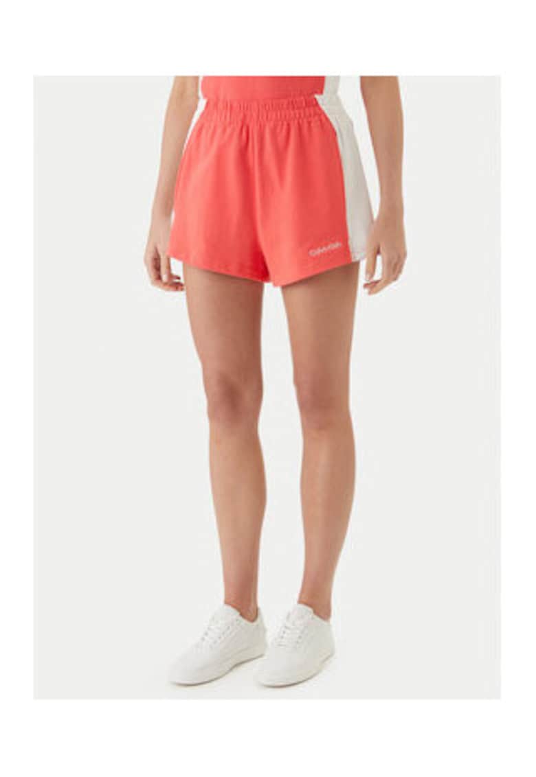 Pantaloni scurti cu talie inalta