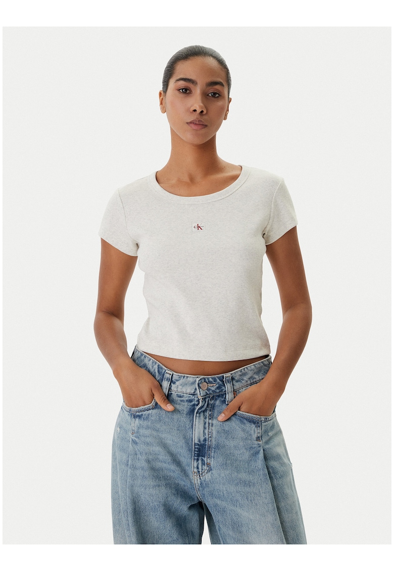 Tricou slim fit cu decolteu rotund si detaliu logo