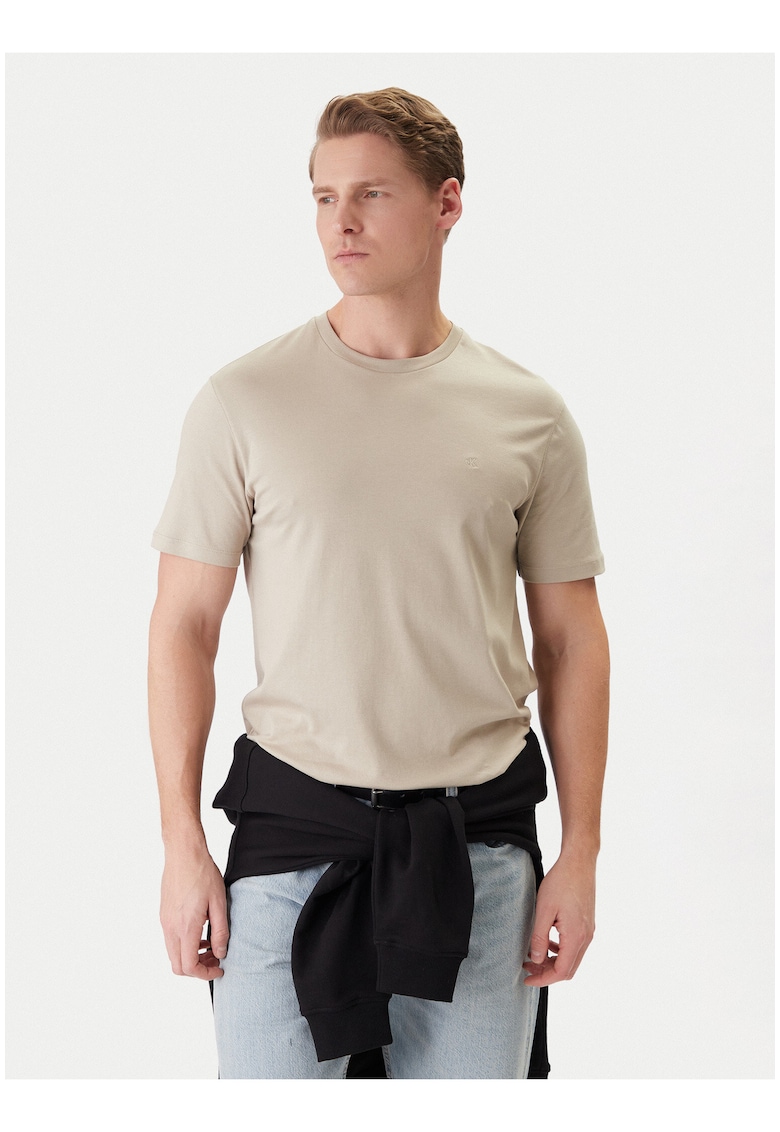 Tricou regular fit cu model uni