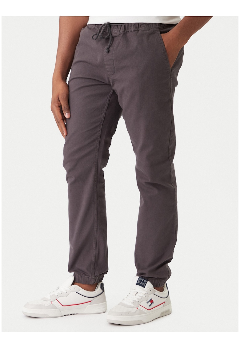 Pantaloni cu model uni -