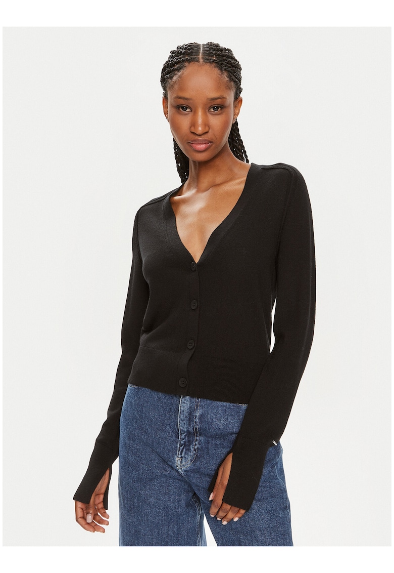 Cardigan cu nasturi in V -