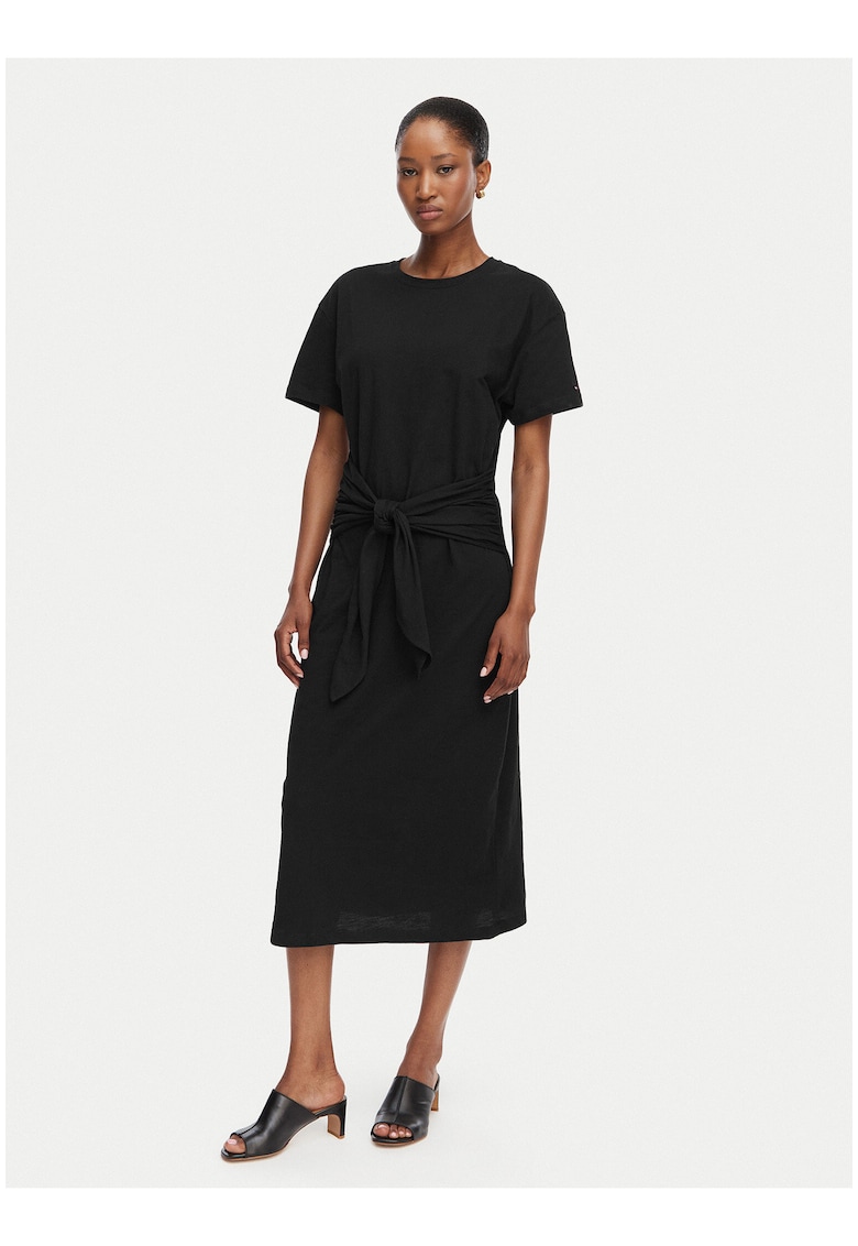 Rochie cu decolteu rotund
