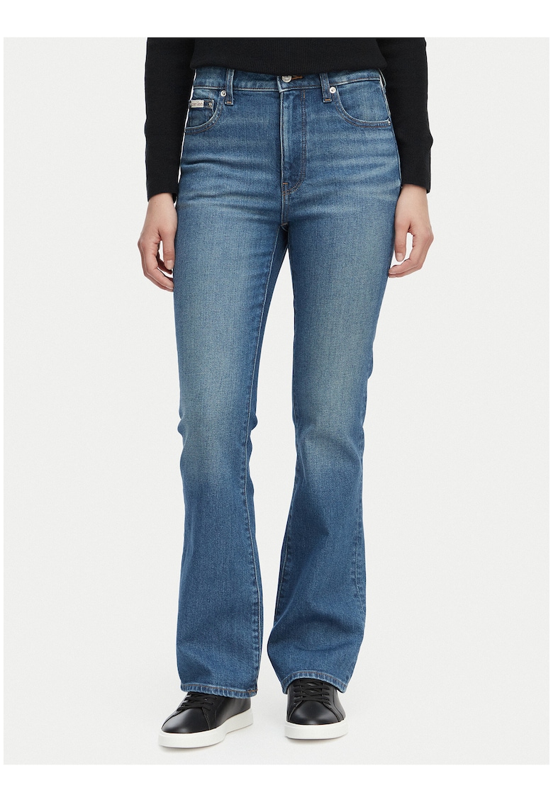 Blugi uni bootcut cu talie inalta