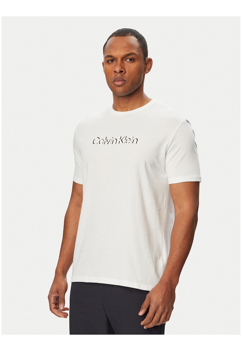 Tricou cu model uni - de bumbac