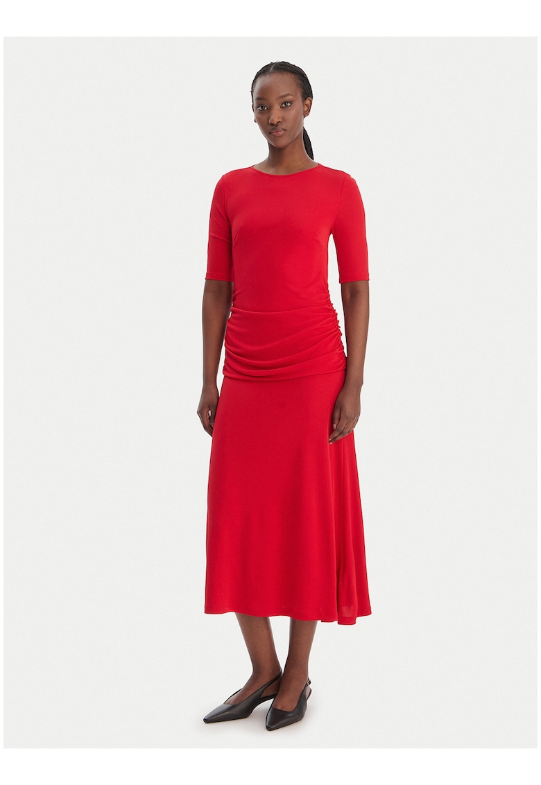 Rochie midi cu maneci scurte