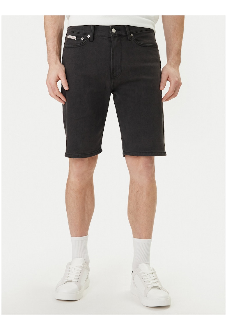 Blugi scurti regular fit cu talie medie -