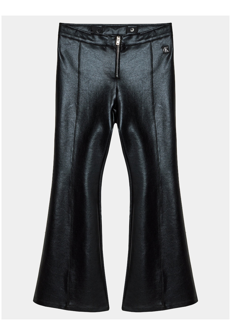 Pantaloni evazati cu aspect lucios