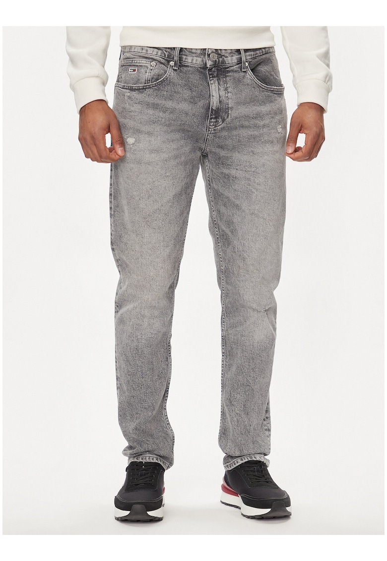 Blugi conici slim fit -