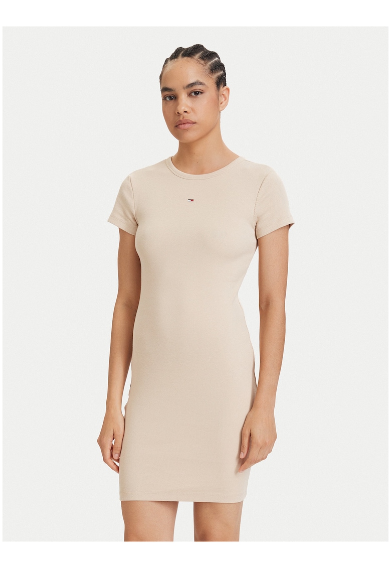 rochie scurta cambrata la baza gatului