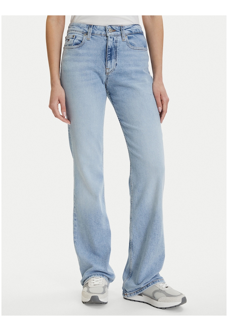 blugi denim drepti cu talie medie uni si buzunare