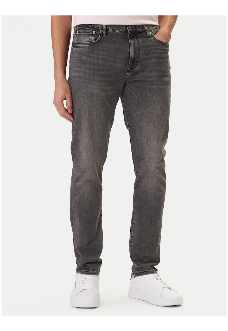Blugi slim fit cu talie joasa