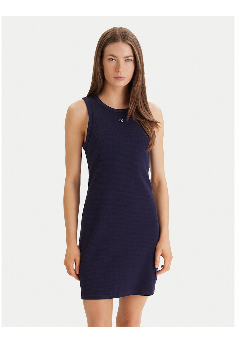 Rochie cambrata fara maneci cu decolteu rotund