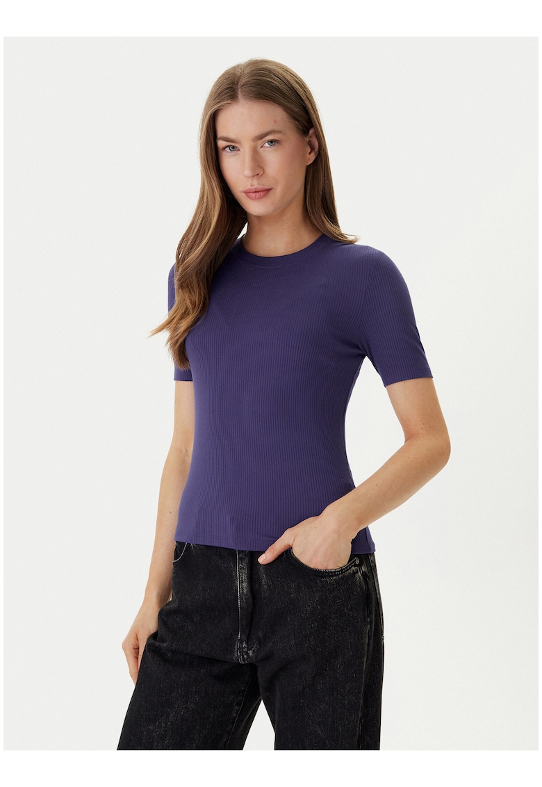 Tricou slim fit din amestec de modal cu design striat